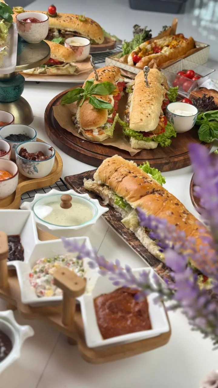 Subways, Dips, Burger & Kababs course image 3